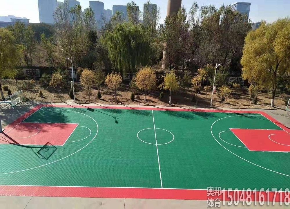 包頭某部隊籃球場地