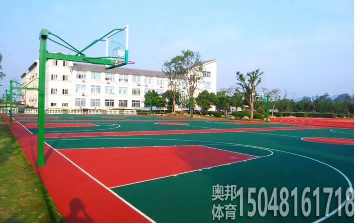 包頭體育場(chǎng)地鋪設(shè)
